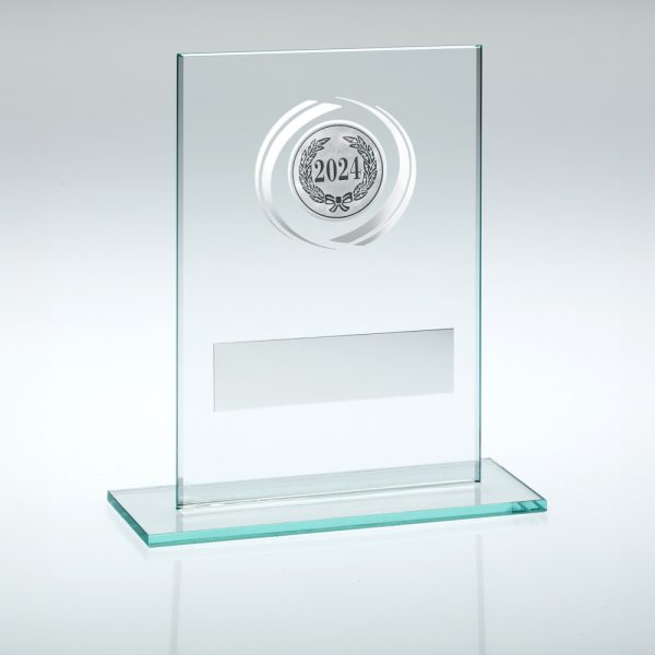 JADE GLASS WITH SILVER WREATH AND PLATE (1in CENTRE) - 5.5in